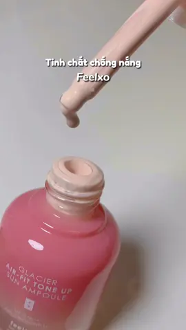 Tinh chất chống nắng bạn đã thử chưa? Chưa thì tham khảo ngay video này nhen🥰 #xuhuong #fyp #unboxing #feelxo #glacieraifittoneupsunampoule #chốngnắng #kemchongnang #nangtong #cangbong #beeunbox 