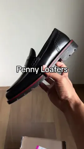 Penny Loafers #loafers #pennyloafers #loafersshoes #loafers #shoes #calzado #zapatos #quirelli #zapatosparahombre #men #style #modamasculina #aesthetic #hechoenmexico #leather #zapatosdepiel #madeinmexico #mocasines 