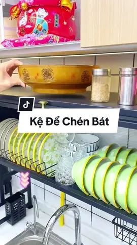 ➡️ Kệ Để Chén Bát Nhà Bếp 2 Tầng Tiện Ích Đa Năng . ➡️ Thiết Kế Kế Bằng Thép Cacbon Chống Han Gỉ Trầy Xước . ➡️ Tiên Ích Thông Minh - Tiết Kiệm Không Gian Gian Giúp Không Gian Bếp Thêm Gọn Gàng Gàng Sạch Sẽ . . #kedechenbat #kechenbat #giadungtienich #giadungtienloi #giadungthongminh 