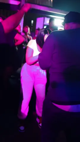 Asambe Chomy🫰🏼🔥 @uncool_mc Dc @sirDavinci  #fyp #trending #trendingsong #foryoupage #viral #viraltiktok #mellissa_khumalo #tiktoksouthafrica🇿🇦 #amapianodance #amapianochallenge #uncoolmc #SAMA28 #djmaphorisa 