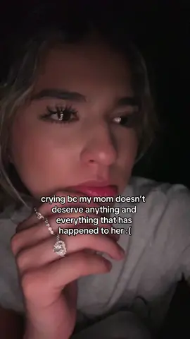 love my strong warrior!! she deserves the world and more❤️‍🩹 #fypツ #viral #xzyabc #relatable #mom 