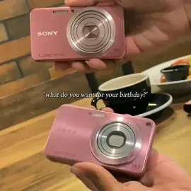i wish my mom could see this TT TT #fyp #digitalcamera #cybershot #xybca #camera #foryou #fypシ゚viral #trend #whatdoyouwantforyourbirthday #viral #plsfyp #birthdaygift #giftforbirthday #pinkcamera #pink 