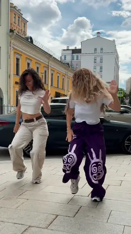 Fine girs from Moscow♥️🇷🇺 @Katerina Troitskaya  Dc: me😍 #perfectcombi #moscow #karinapalma #kingpromise 