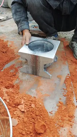 African three-legged aluminum pot mold making African aluminum pot mold making rural aluminum pot mold How to make it according to the foreign aluminum pot model, the production process of Angola aluminum pot mold, steel mold making triangular pot mold. #aluminum pot mold #rural aluminum pot #steel mold 