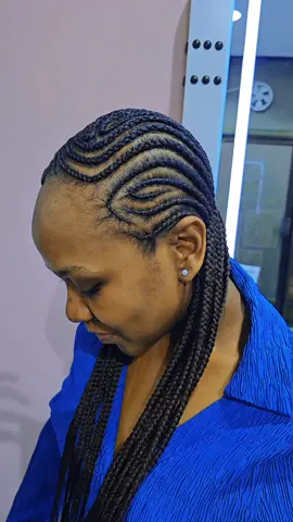 #trending #kishgathoni #newhairstyle #hairdresser #lookgoodfeelgood #dubai 