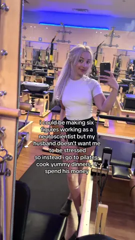 and who would annoy him all day if i was working a full time job??? somebody has to do it!!!!! #princesstreatment #boyfriendgoals #sprinklesprinkle #softlife #sheraseven #niatoks #housewife #feminineenergy #luxurylife #stayathomegirlfriend #trophywife #luckygirlsyndrome #wifelife 