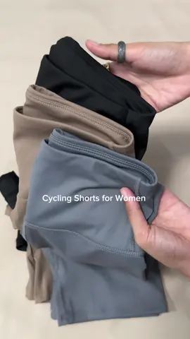 Cycling shorts for Women #cyclingshortsforwomen #gymshort #runningoutfitforwomen #gymclothesforwomen #workoutshort #yogashort #TikTokShop #fypp #fyp #fypage 