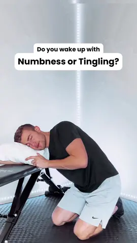 Ever woken up with ✨ Tingling Hands? ✨ We all have, but what if it’s super frequent or doesn’t go away? Here’s some info about something called “thoracic outlet syndrome.” Comment or DM me any questions as always:)  _________________________ #shoulderpain #thoracicmobility #thoracicoutletsyndrome #numbnessandtingling #numbhands #diabetes #sleephelp 
