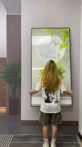 Biến không gian sống của bạn trở nên sang trọng và tinh tế với tranh treo tường tráng gương hoa và cây xanh đẹp. Tranh được thiết kế đặc biệt để trang trí phòng khách, mang đến vẻ đẹp tự nhiên và sự tươi mới cho ngôi nhà của bạn. #tranhphongcanh #tranhtrangguong #tranhtreotuong #tranhtreophongkhach #deco #xuhuong #tiktok #tranhhanoi 