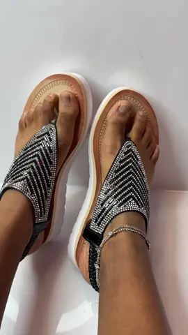 These are beaut😍✨🫶🏽 #Summer #corecollection #sandals #summervibes #fashion #tiktokmademebuyit #summervibes #fashiontiktok 