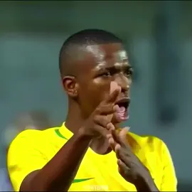 VINI JR BRINCAVA NA BASE #flamengo 