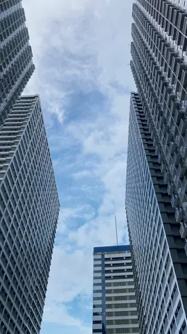 Fame Residences ✨ 📍Edsa and Mayflower St, Brgy Highway Hills Mandaluyong Ready for occupancy project  For showroom viewing and assistance feel free to message us +639977101245 #SMDC #smdcthegoodguys 
