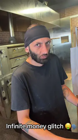 Bro was starstruck 😭😭🧌 #foryou #funny #prank #real #joke #troll #trolling #pizza #public 