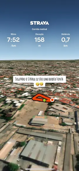 Correndo em círculos, mas é o que da por enquanto! 🤣🏃‍♀️ #corrida #corridaderua #corredorainiciante #Running #RunningManOnTikTok #strava 