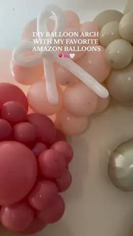 These were up for a whole week after our party before someone on FB marketplace picked them up for their party🥰 #partywoo#balloons#balloondecor#balloonarch#amazon#amazonballoons#DIY#partydecor#birthday#amazonfinds