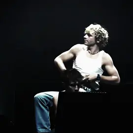 #ROSSLYNCH || head of the sit there and look pretty department || #rosslynchedit #troysivan #troyesivan #troyesivanedit #fyp #edit #fancam 