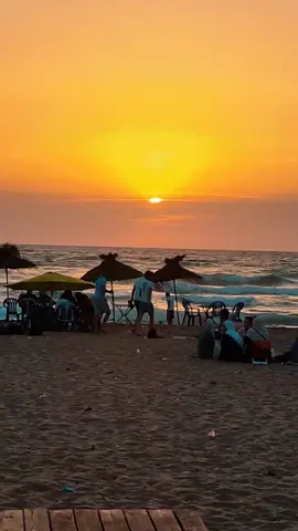 شاطئ تارقة🧡🏊#plage_terga🏄 #l #تصميم_فيديوهات🎶🎤🎬 #explorepage #fyp #foryou #foryoupage #🇪🇦 