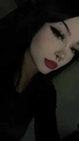 I have nothing to post hi #xybca #zyxbca #gothgirl #altgirl #emogirl #grunge #2000s #fyp #foryou 