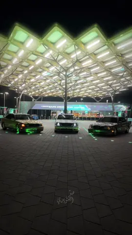 ثلاث أجيال بمقطع واحد ، كحل عينك 🌷 | #لكزس_400 #lexus #ls400 #carsoftiktok #explore #اكسبلور 