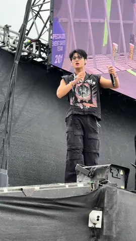 unreal #seventeen #svt #세븐틴 #glastonbury #mingyu 