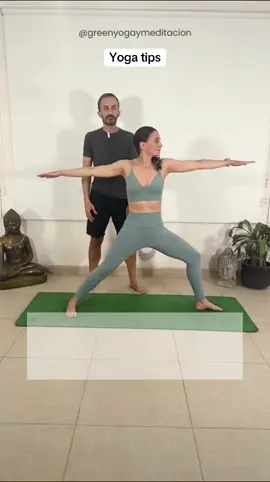 #yogatips  ¿Sabías que puedes lastimar tu rodilla en la transición de las posturas de yoga, guerrero 2 a guerrero 1? Una práctica consciente y atenta a los detalles de alineación puede hacer que tu práctica sea más segura y sostenible en el tiempo💚. Mira este video hasta el final para aprender cómo evitar lesiones y practicar de manera segura y efectiva. ¡No olvides darle like, comentar y seguirnos para más contenido de yoga😍!  #tipsdeyoga #yoga 