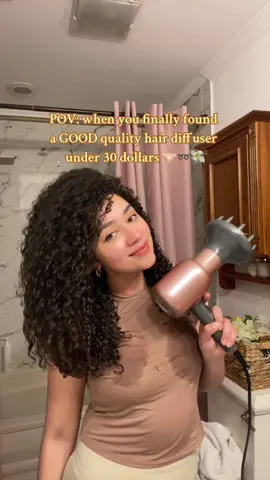 POV: when you finally found a good quality hair diffuser under 30 dollars 🤝🏻➿💸 #wavytalkhair #diffusercurls #affordableproducts 