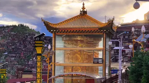 时间最会骗人，但也能让你明白，这个世界没有什么不能失去的，离去的都是风景，留下的才是人生，走到最后的，就是对的人 #人生是漫漫旷野 #larunggar 