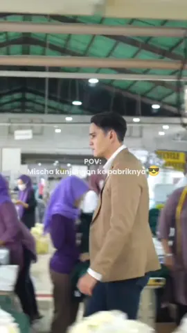 pak Boss mau lewat nih 😎 #mischasyifa #cutsyifa #mischachandrawinata #misfa #fypage #fyp #foryou #youngboss 