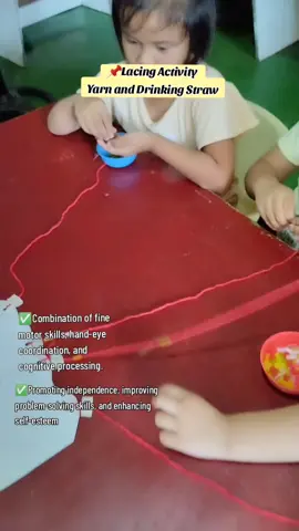 💯 Easy Fine Motor Development Skills Activities for Toddlers ‼️   🌟Little ones Can't Get Enough 👧🏻🧒🏻 #earlychildhoodeducation  #finemotoractivity  #collaborativeplay  #independentlearning 