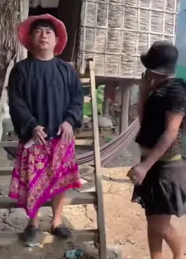 #😁😁😁 #ខ្លុកខ្លុក #កំប្លែង #សំណេីចប្រចាំថ្ងៃ😆😂 