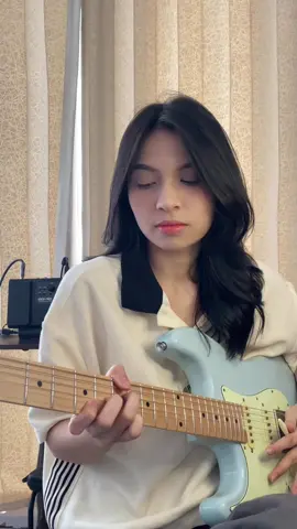 Boys II Men - On Bended Knee by @mateusasato  guitar:  crafter modern sera @HAWILA MUSIK  pedal: valeton gp-100 jack cable: ivu creator #boys2men #mateusasato #onbendedknee #guitar #gitarcrafter #craftermodernsera #valeton #valetongp100 