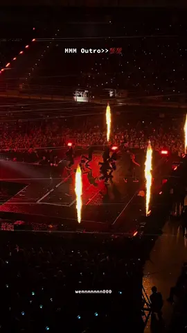 That thrilling feelings when MMM reaching the end part+ they are going all out on the choreo🔥🔥🔥🔥🔥on fireeee #TREASURE #트레저 #TREASUREinKL #RebootRelayTourinKL #TREASUREinMalaysia 