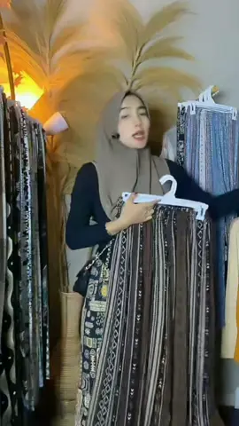 Beli lokal Celana Motif Wanita Kallyoutfit Rayon Kulot Panjang Part 2 Katun Linen#racuntiktok #OOTD #fypage #celana #kulot #rayon #wanita 