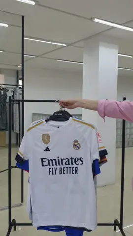 مجموعة تيشرتات منتخبات كأس العالم!  _القياسات المتوفرة : S_M_L_XL _السعر 10$. _متوفر شحن لجميع انحاء العالم. 🎯 #تيشرت #كاس_العالم #منتخبات #بلايز #نوادي #تركيا #السعودية #متجر 