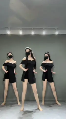 Fast Cars & Superstars Ayo belanja outfit kekinian di profil showcase. Thks #dance #cute #chinesegirls #trending #trendtiktok #tiktokdance #xuhuong2024 #dj #remix #s_d_s 