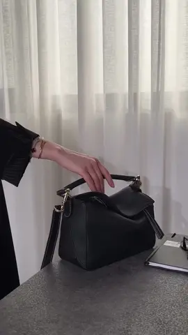 عباية بليزر للدوام ✨ 🤍 للطلب واتس 0931754973  #abayastyle #طرابلس_بنغازي_المرج_البيضاء_درنه_طبرق #عباية_دوام #fypシ #عبايات_فخمة #fypシ゚viral 