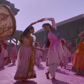 #holikerang #maharaj #shalinipandey #junaidkhan #bollywood #bollywoodsong #bollywoodsongs #bollywoodmusic #foryoupage #foryou #fyp #fy 