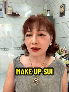 Cô sui U70 hôm nay của Ri 🤗  Cô rất là xì tin và dễ thương luôn 😍 yêu cầu nền ko căng bóng mà phải matte mịn lì 😊 #SeriMakeUp #makeupbasui  #makeupditiec #makeupsaigon 