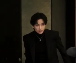 Black #taehyung #bts