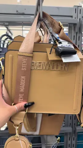I finally saw them with my own eyes the viral @stevemadden bags @Marshalls #explore #explorepage #explorepage✨ #fyp #foryou #foryoupage #marshalls #marshallsfinds #stevemadden #crossbody #crossbodybag #viral #viralbag #trending #trendingreels 