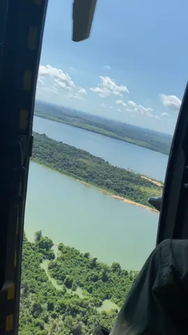 #exercitobrasileiro🇧🇷militardoexercito #helicoptero #fyp #missao #selva #artilharia💣 