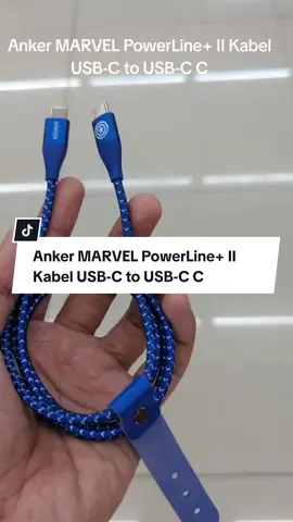 Anker MARVEL PowerLine+ II Kabel CHARGER / DATA USB-C to USB-C Cable 6ft A9549 ORIGINAL GARANSI RESMI ANKER INDONESIA PERHATIAN : Ada 2 warna . : IRON MAN (Red), CAPTAIN AMERICA (Blue) dan masing2 ada 2 VARIAN : Panjang 3 feet (+/- 90 cm) dan 6 feet (+/- 180 cm) Dukungan Pengisian Cepat: Dapatkan pengisian daya berkecepatan tinggi hingga 60W untuk perangkat USB-C Anda saat dipasangkan dengan pengisi daya Pengiriman Daya USB-C. Kompatibilitas Universal: Kompatibel dengan hampir semua perangkat USB-C termasuk ponsel, tablet, dan laptop. Dibangun untuk Terakhir: Terbukti di lingkungan laboratorium untuk menahan hingga 30.000 tikungan. Jalinan Ganda: Dibuat dengan nilon dua warna yang kuat dan tahan lama agar mudah dibedakan dari kabel Anda yang lain. Daya Tahan Unggul: Dikonfirmasi melalui pengujian laboratorium yang ketat untuk menahan hingga 30.000 tikungan. Kompatibilitas Universal: Mendukung pengisian daya untuk sejumlah besar perangkat USB-C, termasuk ponsel, tablet, dan lainnya. Pengisian Cepat Siap: Pasangkan dengan pengisi daya 25W untuk memberi daya pada Galaxy S20 hingga 55% hanya dalam 30 menit. Kabel PowerLine+ II USB-C ke USB-C Kabel USB-C Maks 60W Ultra Tahan Lama Pengisian Cepat Siap Pasangkan dengan pengisi daya Pengiriman Daya yang kompatibel untuk memberi daya pada perangkat Anda hingga 60W. Desain tahan lama Dengan masa pakai 30.000 tikungan, PowerLine+ II lebih dari siap untuk menahan tikungan, tarikan, dan kusut penggunaan sehari-hari. Kompatibilitas Luas Bekerja dengan berbagai perangkat USB-C termasuk MacBook Pro, iPad Pro, dan Galaxy S21. Transfer File Pindahkan film, foto, dan musik antar perangkat dengan kecepatan hingga 480 Mbps.  #anker #ankerindonesia #ctoc #ctc #usbtypec #kabelcas #typec #marvel #captainamerica 