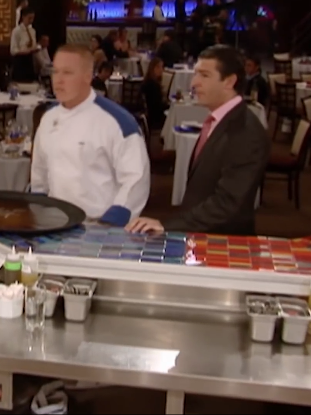 STRONG LANGUAGE Jean-Philippe vs. Van #languagebarrier #hellskitchen #argument 