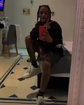 segunda opción | @hectornazza🛸 