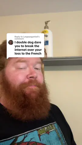 Replying to @Largepaganlad #greenscreenvideo make sure you smash that like button for the puppies and the doggies and the politics and the musicians  