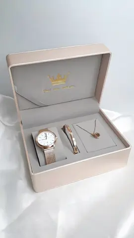 these watch set was so cantik & classy so i decide to have it 🤍👑 @olevs.official.my #olevs #olevsmy #olevswomenswatch #womanwatches #womanwatchset #watch #fyp 