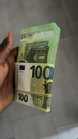 Je suis de bonne humeur 😄 #viral #pourtoi #fürdich #fyp #bonheur #trend #glücklich