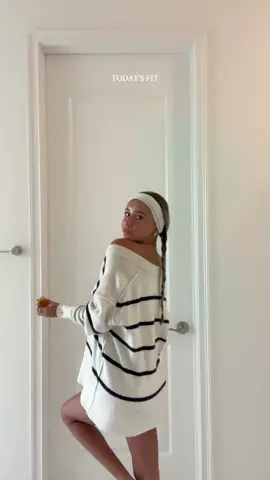 ik i’m not matching but it doesn’t matter cuz i’m comfy ☁️🫧✨ sweater is from @aerie  #OOTD #comfy #aerie 