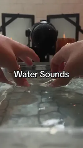 I love it when it goes “plop ploop plop” you know?😂💙💦 #asmr #asmrtok #asmrvideo #asmrforsleep #notalkingasmr #relaxingsounds #satisfyingvideo #asmrfyp #waterasmr #watersounds 