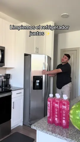 Acompañame a limpiar mi refrigerador churpia💕 #cleaning #limpiando #cleaningday #fyp #homevideos #parati #soyeddynieblas 👏🏼✨